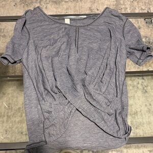 lululemon athletica Heathered Gray Short Sleeve Top